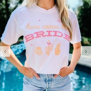 Here comes the bride t-shirt, small
